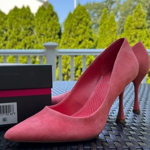 Vince Camuto suede pumps